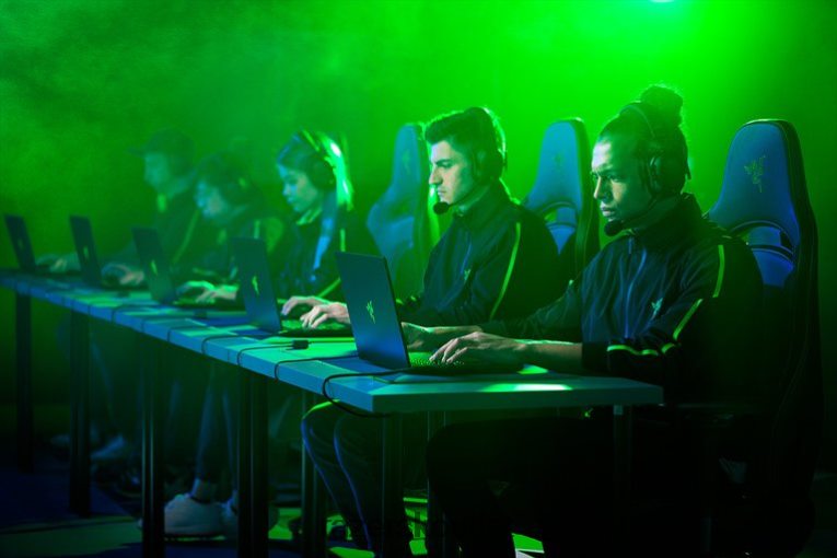Razer herný zvuk čierna blackshark v2 pro ZNL2NV85