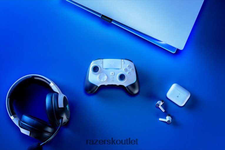 Razer konzoly biely wolverine v2 pro ZNL2NV159