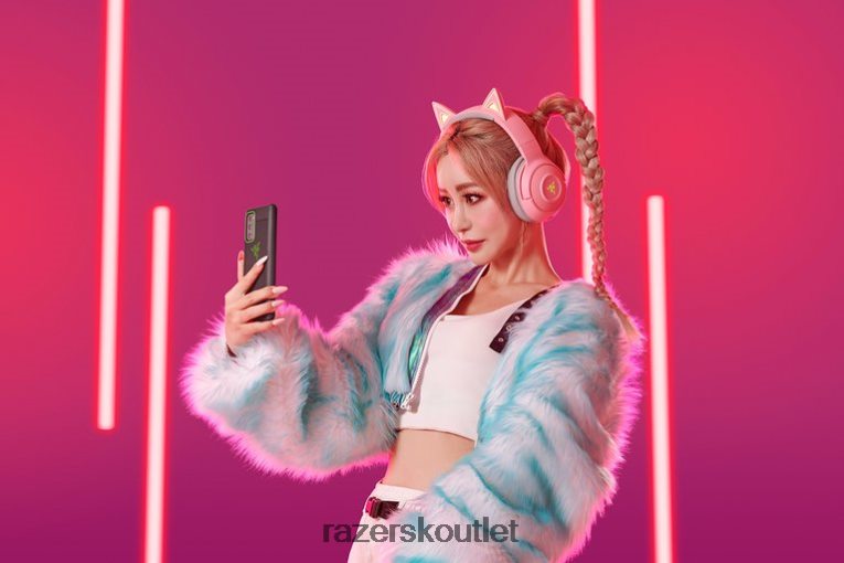 Razer tvorba obsahu jedna farba kraken bt - kitty edition ZNL2NV105